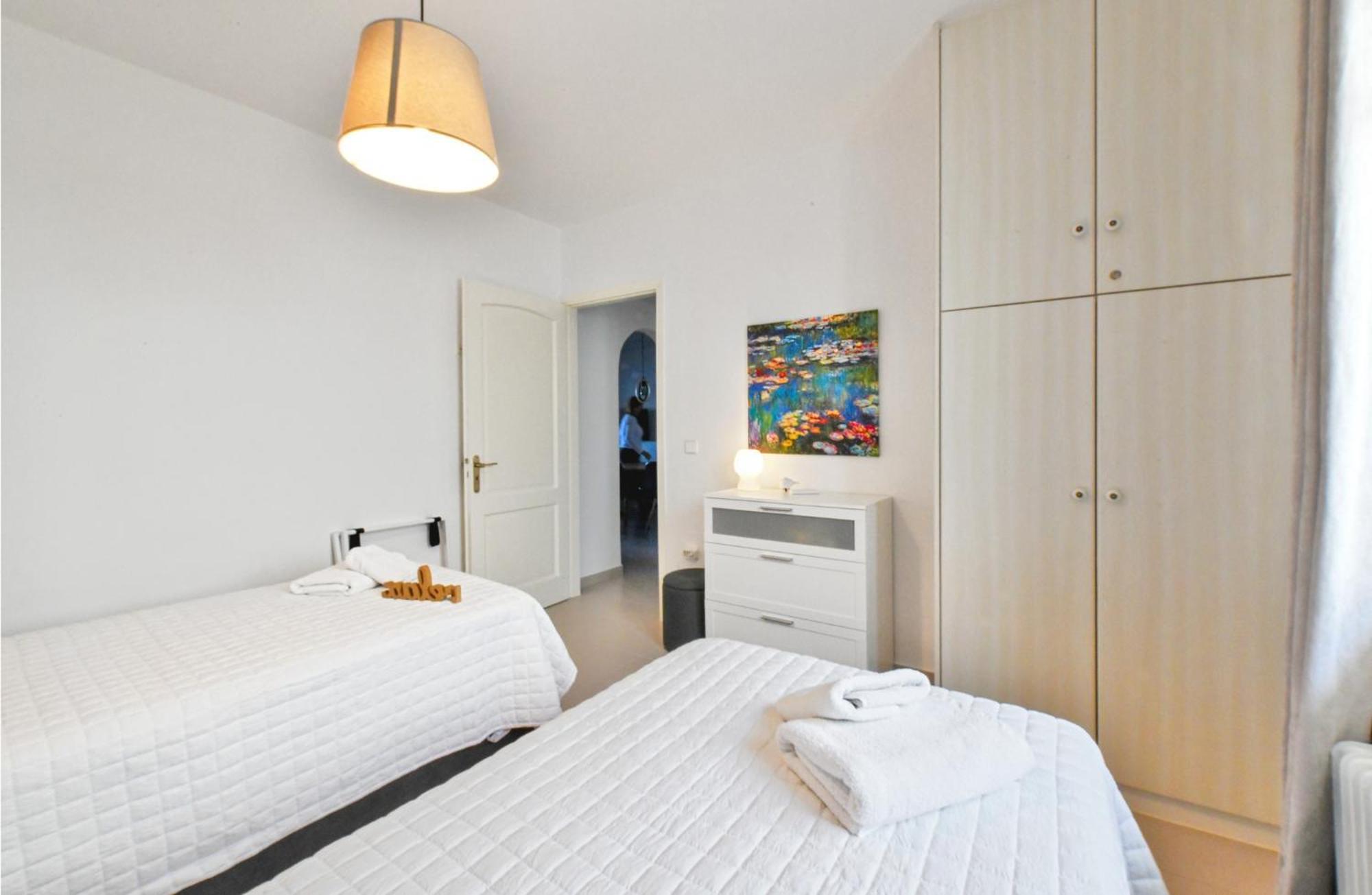 Amazing 2 Bedroom Apartment Overlooking The Marina Of Vourkárion Exteriör bild